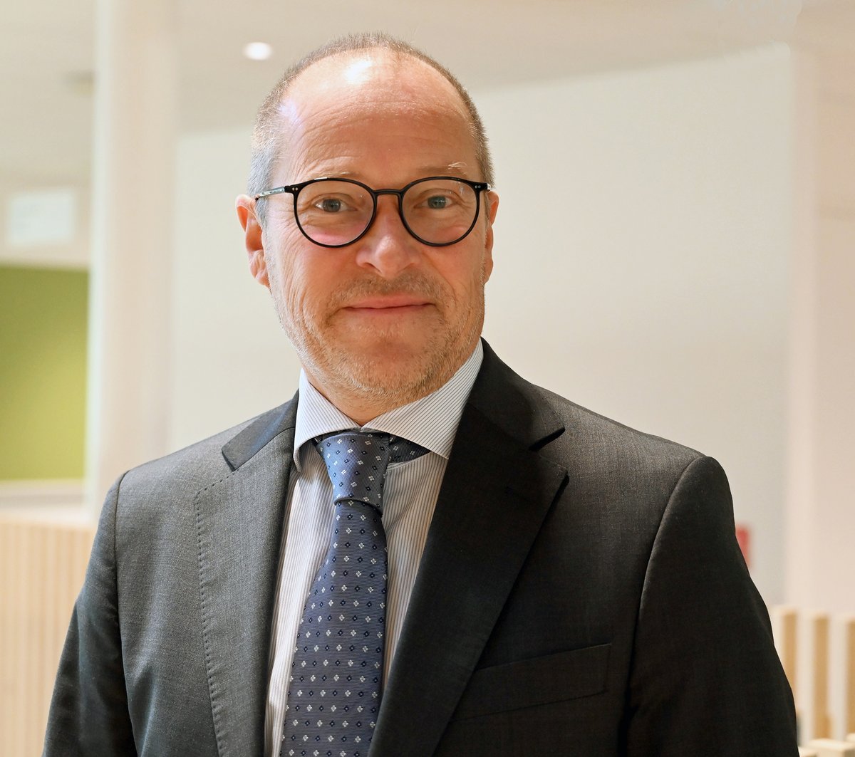 The ESS Council has appointed Mr Anders Ihr as next Director of Administration, starting on 2 January 2024. 🔗 europeanspallationsource.se/article/2023/1…