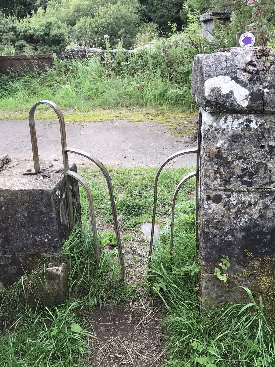 coal_legacies's tweet photo. One of my favourite stiles for #AllMetalMonday just love it’s simple elegance and it opens out on to a surviving original section of road between #Balingry and #Kinglassie #Fife now lost under the #Westfield #opencast #coaling site #industriallandscape #explore https://t.co/dsdqUYx2d0