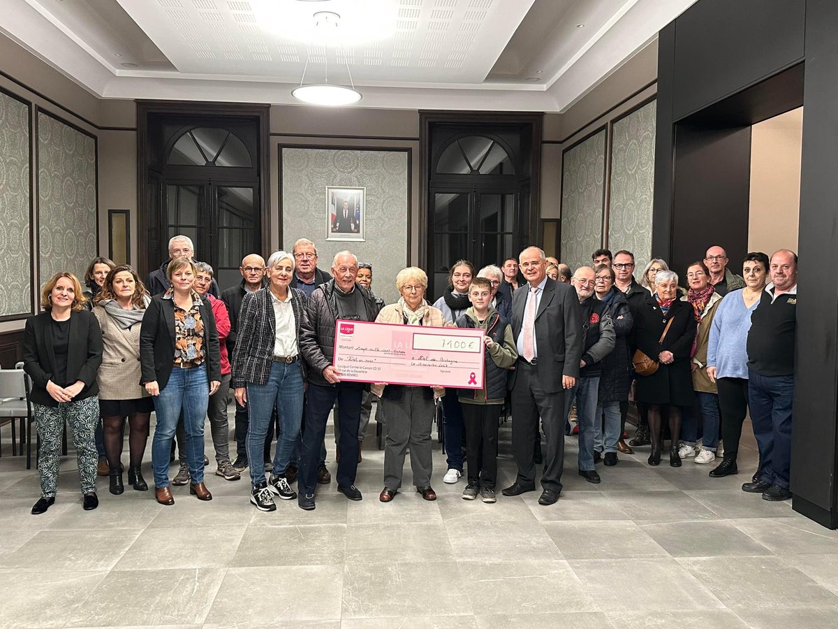 [ Octobre Rose 🎀] 𝟕𝟏𝟎𝟎€ 𝒄𝒐𝒍𝒍𝒆𝒄𝒕𝒆́𝒔

Vendredi dernier, notre Comité était présent à Dol-de-Bretagne pour se voir remettre le fruit de la collecte de "Dol en Rose". 😇

Immense merci ! ❣️

#LigueCancer #OctobreRose #CesSeinsJyTiens #JaimeMesSeins #Prévention