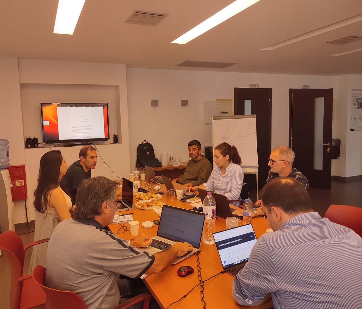 VITALISEproject's tweet photo. 🚀 Accelup Meeting! 🌐
On October 5th, 2023, ENoLL @openlivinglabs, @ViLabs, AUTH Medical Physics & Digital Innovation Lab (@iMedPhysAUTH ), and #AnthologyVentures came together for a discussion on the innovative #Accelup platform.
Read more: https://t.co/oExVEtZcuo https://t.co/TYUcuc7tue