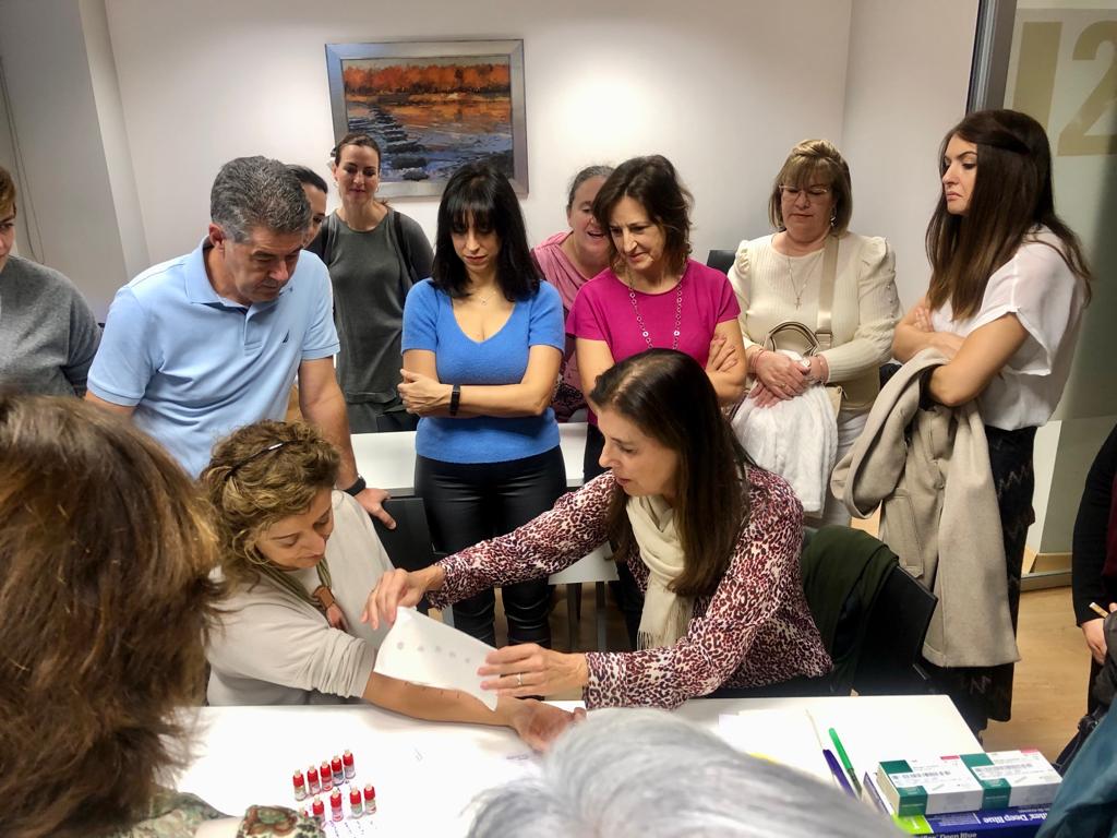 SEICAP's tweet photo. 📢Gran éxito de asistencia en el IX Curso para Educadores en asma y otras enfermedades alérgicas.

👏Gracias al Grupo de Trabajo de Educación Sanitaria de @SEICAP por la organización y a todos los asistentes por hacer posible este curso de alto nivel científico https://t.co/NqUgh9LODd