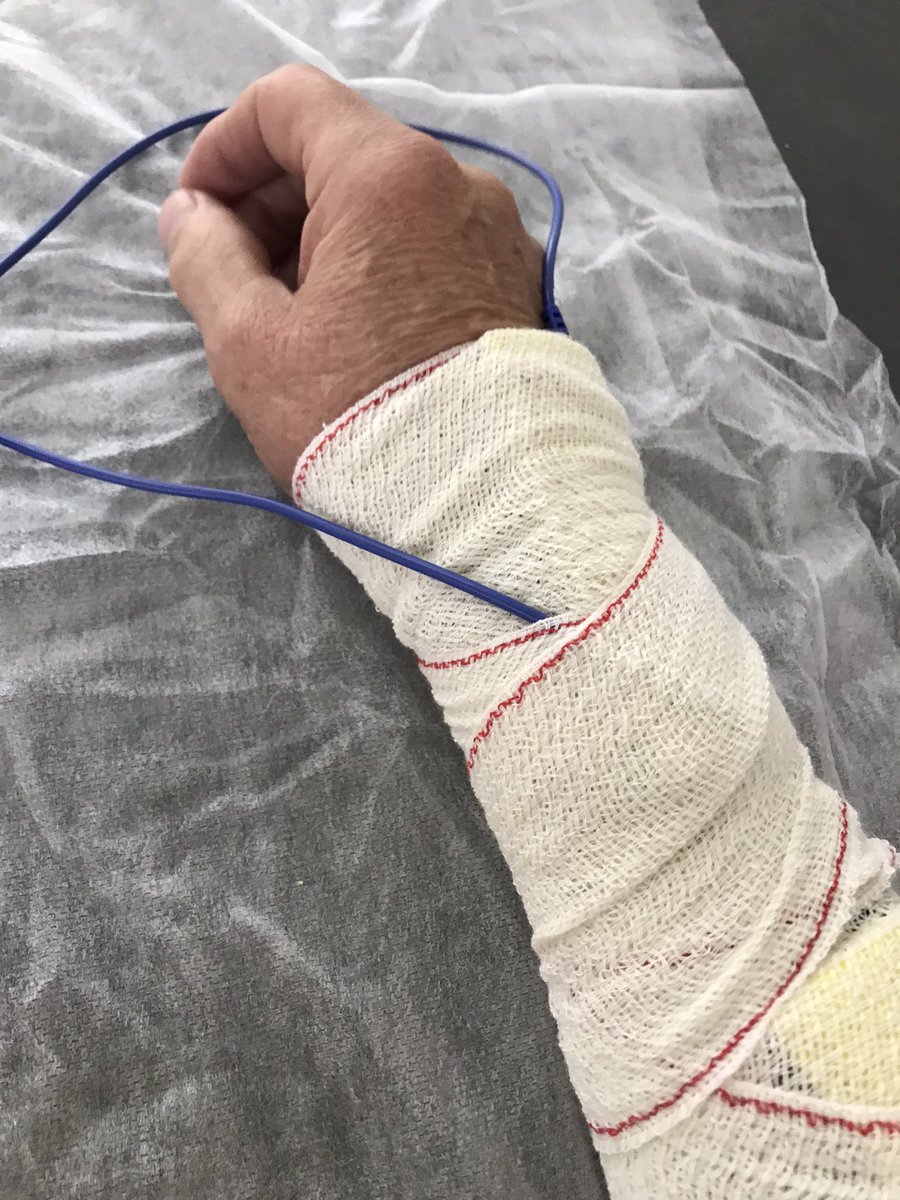 ChristopherLei2's tweet photo. Wish I had enough money to Take @leroymerlin_es to court they know I don’t so they choose to bury their heads in the sand &amp; hopefully I might go away! So I’m at physio again because of a faulty LeroyMerlin product ! https://t.co/tnYaBwpBDW