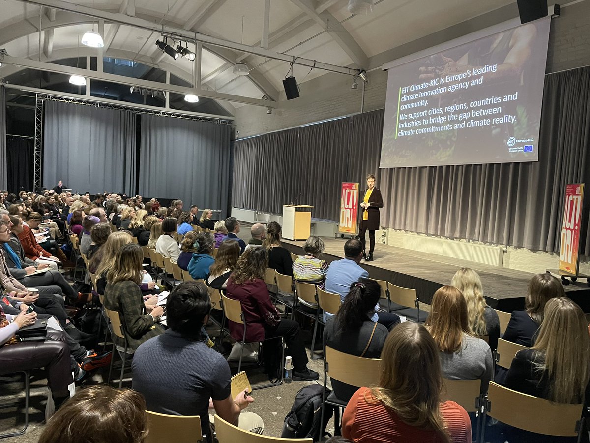 European Museum Conference <a href="/NEMOoffice/">NEMO Office</a> <a href="/museoliitto/">Museoliitto</a>
Excellent keynote by <a href="/KirstenCKIC/">Kirsten Dunlop</a> asks us could museums change lifestyles, are narratives powerful enough to mobilize change, how much raising public awareness on museums strike home? Hello sense of self ❤️
#nemoemc2023