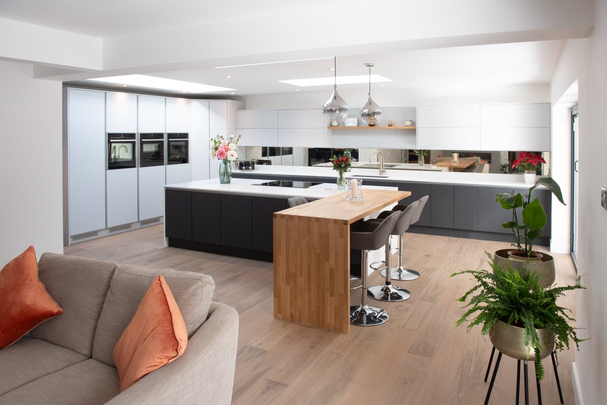 Kitchen Living tweet media