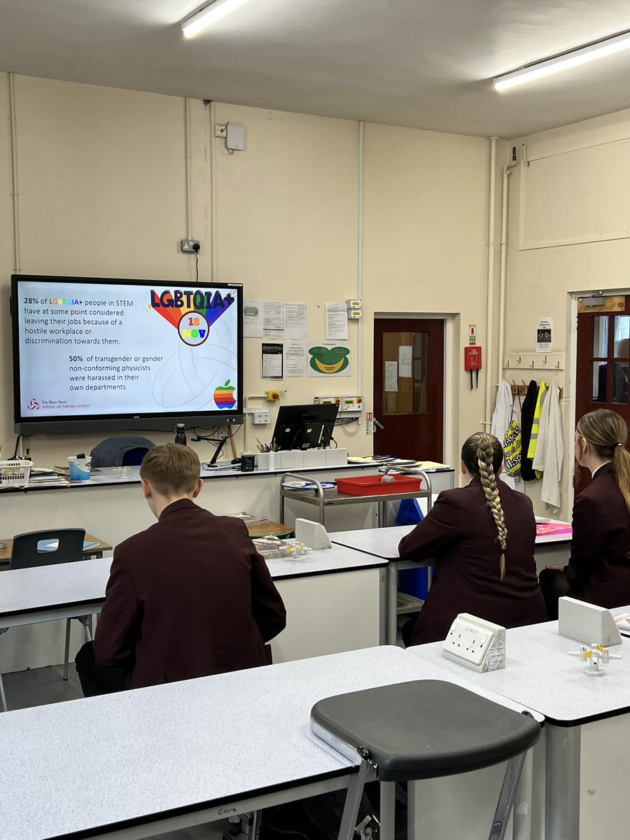 Mr Moore ICT tweet media