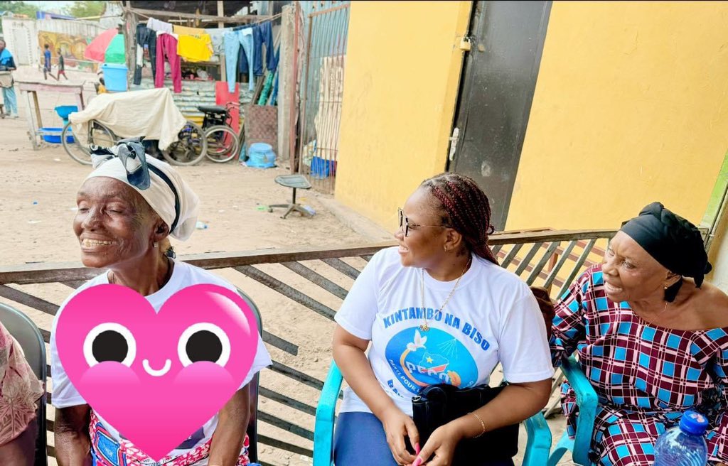 LADADADELAREPUBLIQUE tweet media