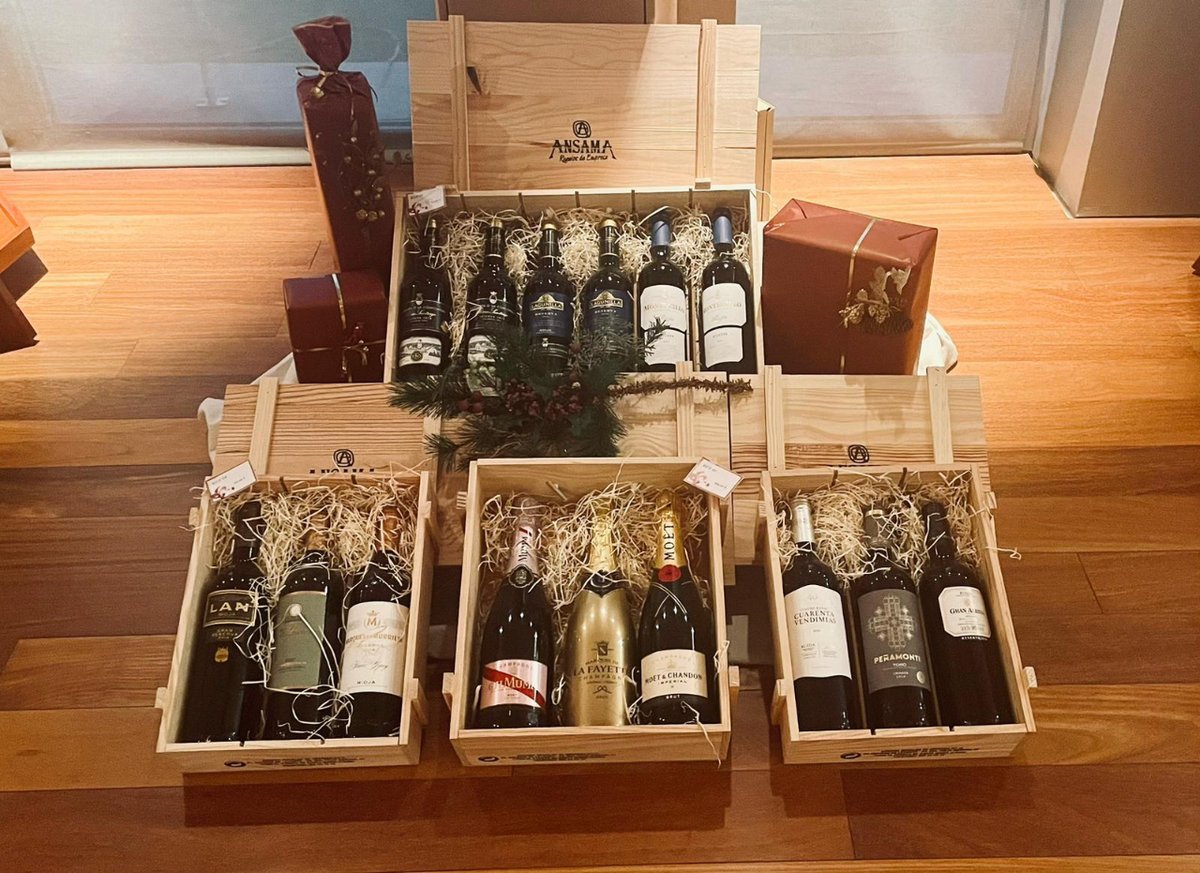 ansamagourmet's tweet photo. 🎄 Una #Navidad más llevamos sabor y tradición a hogares y empresas. Cestas y lotes gourmet para todos los gustos y presupuestos. 

Más de 50 años cerca de ti🛒 https://t.co/eNnA4rKo8j 

#regalosdeempresa #regalosdeempresa #lotesdenavidad #cestasylotes https://t.co/ANs7RmgIsb
