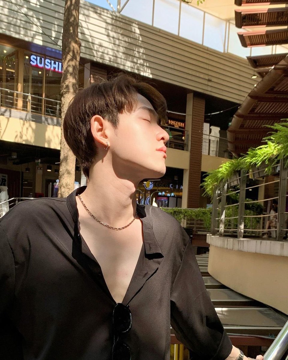 KAD8LAND's tweet photo. Update IG : @kadploysupa 

💬 : ร้อนมั้ยหนา✨#กาดไม่ใช่การ์ด
⛓️ https://t.co/DcpZ3uJlIv

#กาดไม่ใช่การ์ด 🍀 
#KADLAND 
#KadploysupaIGUpdate https://t.co/SHnbMKrVxD