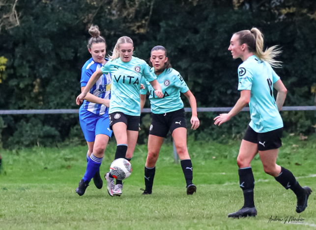 CountyWomen_'s tweet photo. 𝗜𝗧'𝗦 𝗙𝗔 𝗖𝗨𝗣 𝗚𝗔𝗠𝗘𝗪𝗘𝗘𝗞 🔵⚪️

This Sunday we take on @scfc_women away in the Second Round of the @FACupWomens!

⏰Kick-off | 13:00 
🏟️ Venue | Emerys Stadium, Community Dr, ST6 1QF.
💷 Entry | £3 Adults, £1 Senior Citizens &amp; Children
🏆 Competition | Women's FA Cup https://t.co/MtKQiYBYLK