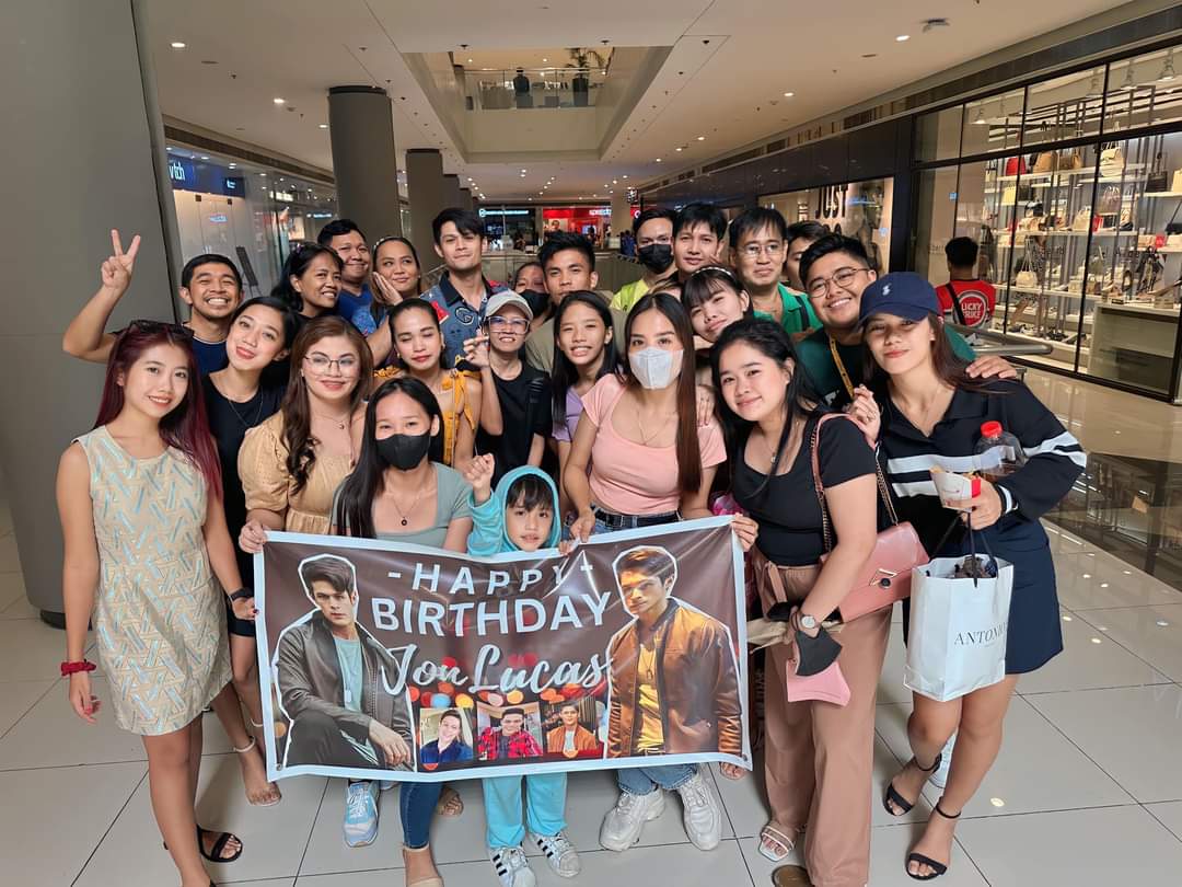 CJRB0310's tweet photo. Grabe kakamiss to when kaya ulit 
With @thedonlucas @Rurumadrid8

RURU MADRID 
#BlackRiderRebelasyon
JON LUCAS https://t.co/FCMscOHuj6