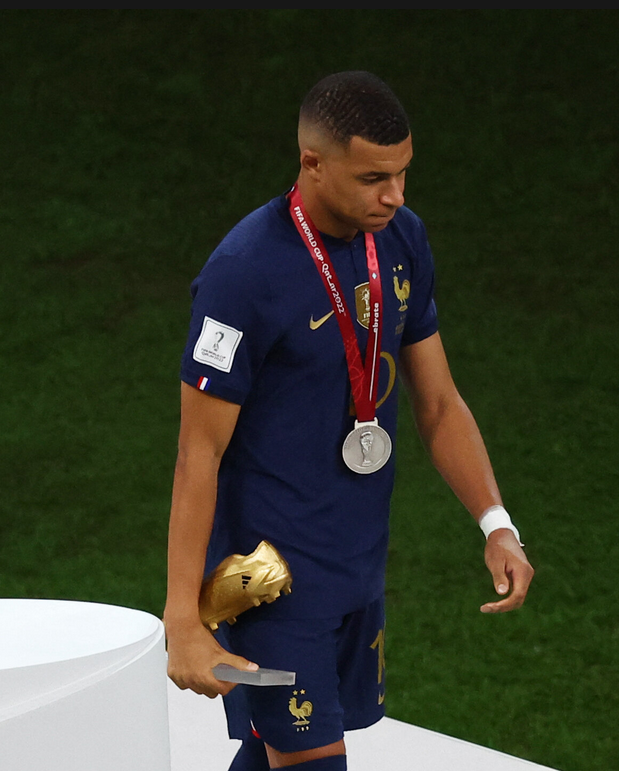 CommentatorFC's tweet photo. France beat Gibraltar 14-0. 

France also decided to train during the World Cup Final and lost to Argentina, a team that lost to Saudi Arabia.

Then Messi is given the Ballon d'Or, stealing it from worthy players, because France didn't show up for the World Cup Final.

But 14-0. https://t.co/DJQoygwklK