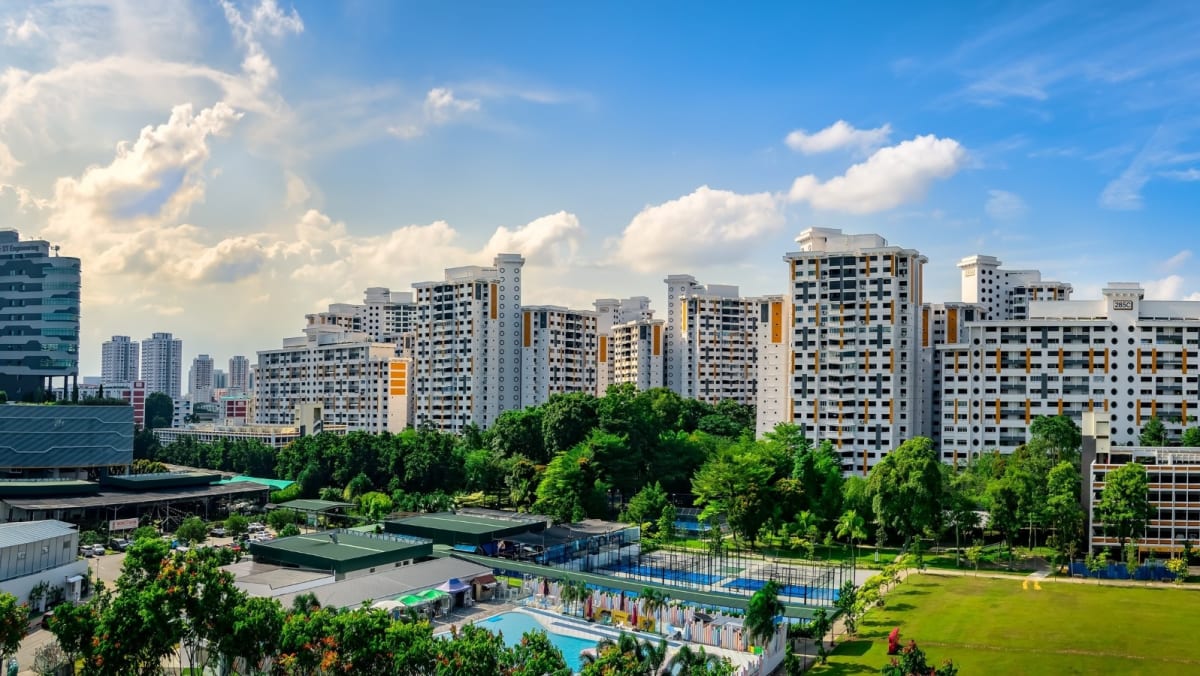 ChannelNewsAsia's tweet photo. From SIBOR to SORA: What you should know about the upcoming change in home loan interest rate benchmarks https://t.co/WIRZBatmfy https://t.co/TKGhB5LDWy
