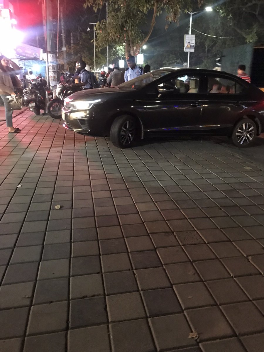 WF_Watcher's tweet photo. Didn’t Find Parking??
Ok, come and occupy the #Footpath. 

This is what Anand Sweets &amp; 4Friends has been doing since months. Despite bringing it to @wftrps notice many times, there’s no change in their way of footpath encroachment. @acpwfieldtrf Sir, need your intervention https://t.co/a80I7ilX7e