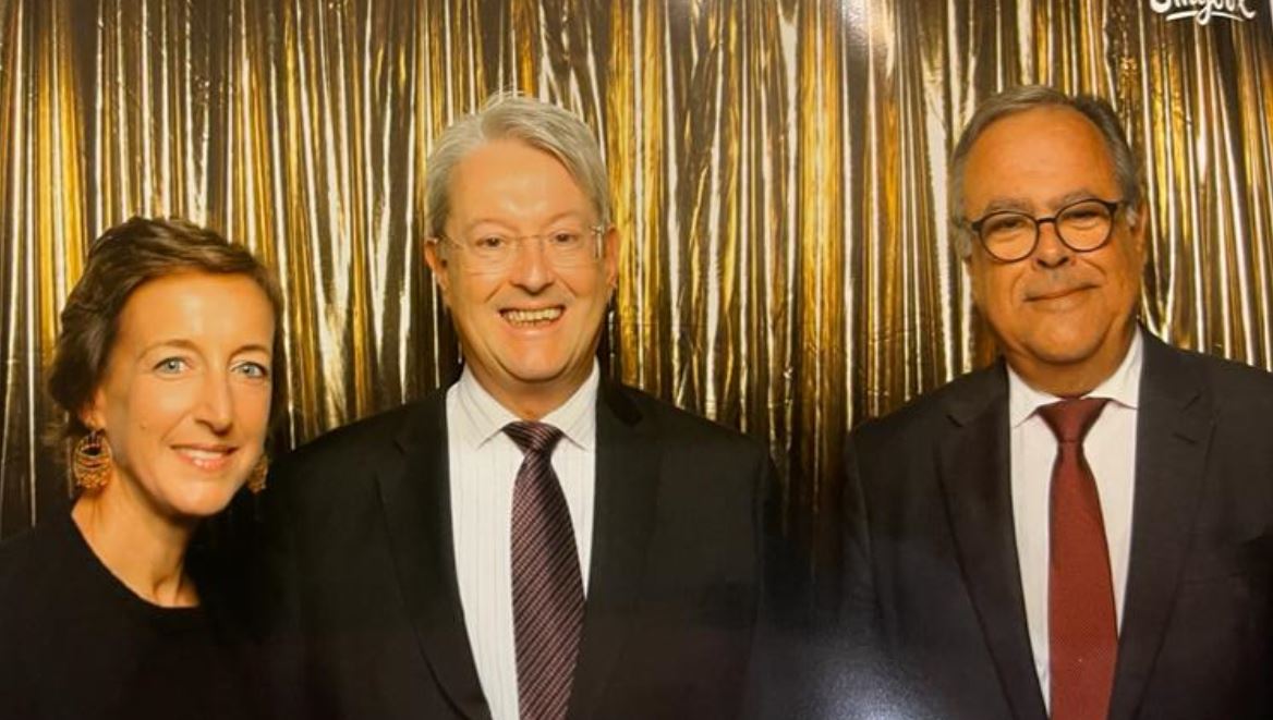 Christian Biever ha asistido junto a los cónsules de lux en Barcelona, Blanca Gallud, y en Canarias, Juan Andrés Melian a la Cena del Centenario de la Cámara de Comercio Belgo-Luxemburguesa en Barcelona para celebrar un siglo de relaciones comerciales.