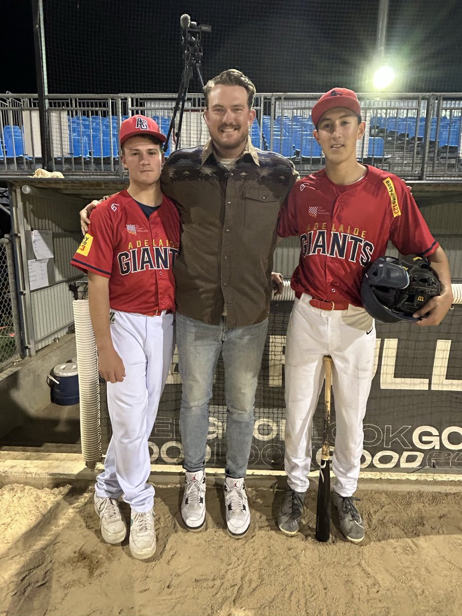 Zach Altamura (@zachaltamura) on Twitter photo Thanks to the Adelaide Giants for giving me an opportunity to make my ABL debut on Friday night.
Also a big thanks to my high performance coach <a href="/AGally45/">Austin Gallagher</a> for supporting me and playing an integral part in my development. Thanks to the Adelaide Giants for giving me an opportunity to make my ABL debut on Friday night.
Also a big thanks to my high performance coach <a href="/AGally45/">Austin Gallagher</a> for supporting me and playing an integral part in my development.