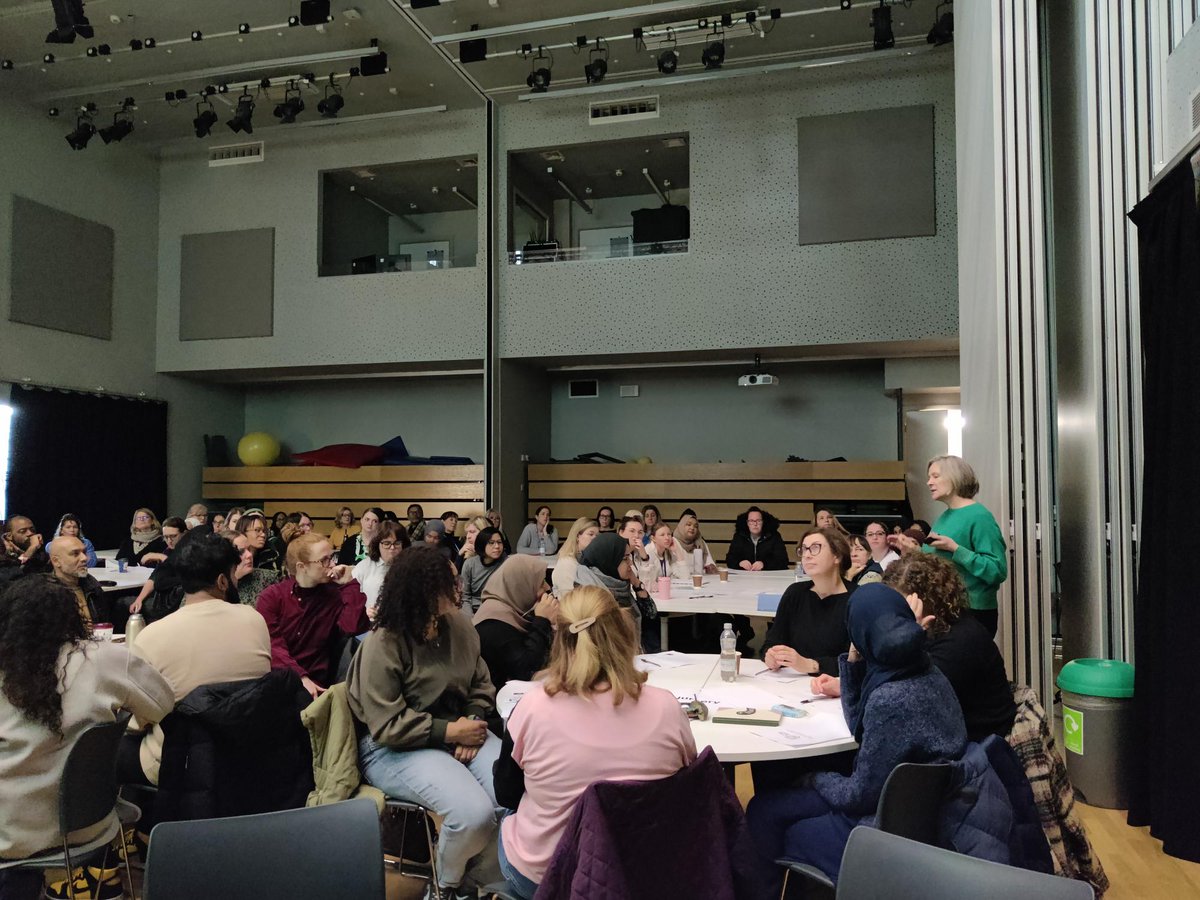 Lansbury Lawrence Primary School (@lansburyprimary) on Twitter photo Many thanks to <a href="/DRutleyAspire/">DebraRutley The Part-Time CEO #flexibleliving</a> for inspiring staff at our joint INSET with <a href="/WellingtonLBTH/">Wellington Primary</a>. Love, Joy and Hope was how she summed up our schools in three words - a brilliant way to start our work on collective efficacy. Many thanks to <a href="/DRutleyAspire/">DebraRutley The Part-Time CEO #flexibleliving</a> for inspiring staff at our joint INSET with <a href="/WellingtonLBTH/">Wellington Primary</a>. Love, Joy and Hope was how she summed up our schools in three words - a brilliant way to start our work on collective efficacy.