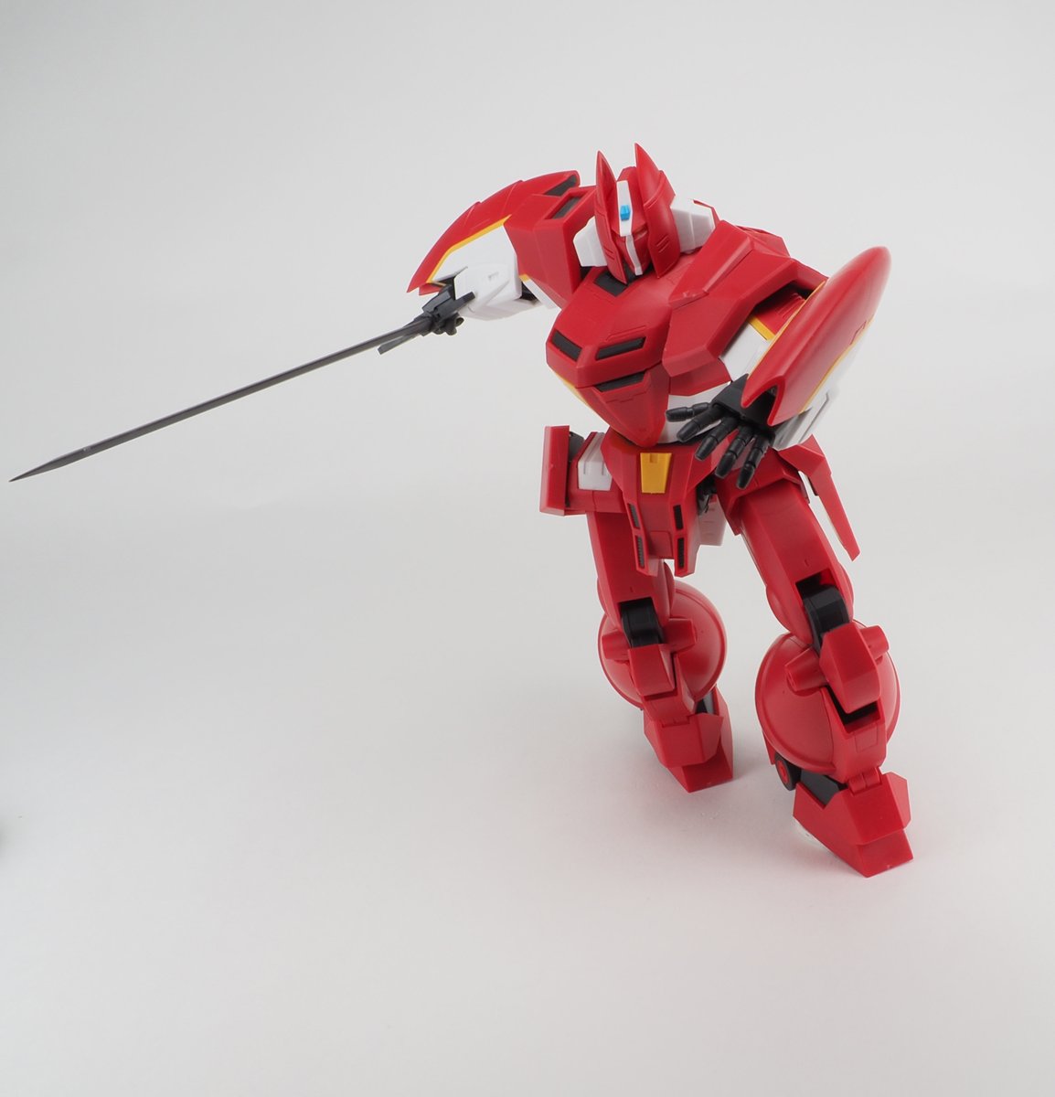 ガリアンパチパチ。ガリアンのボリューミーな感じがでててよかった。にしても、令和なのにいろんなプラモデルが出てうれしい。