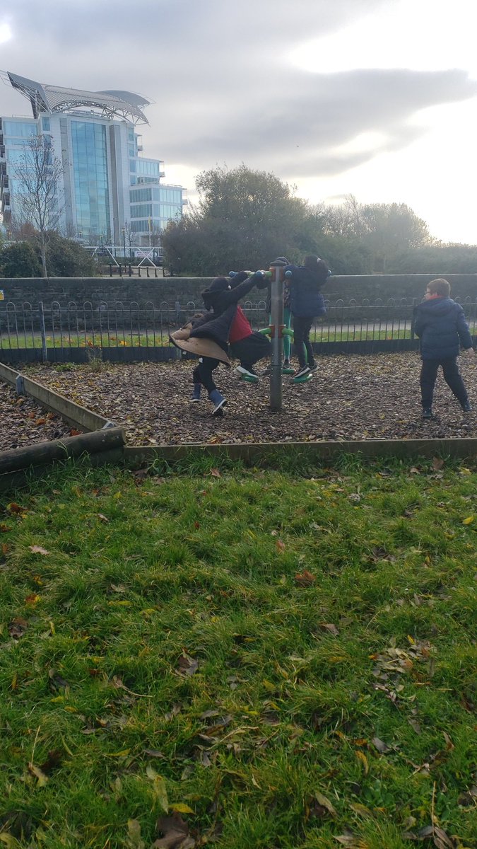 MrsRHarvey's tweet photo. Fun in the park with year 3 https://t.co/kj4tltLXj1