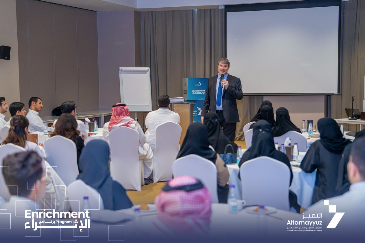 TamayyuzAcademy's tweet photo. استكمالًا لجهودنا الساعية لدعم وتمكين الطاقات الشابة، استقبلت @TamayyuzAcademy متدربي الدفعة السادسة من برنامج الإثراء في رحلة جديدة تحمل في طياتها التميز والتطوير لقدرات الجيل الشاب الواعد
@IEuniversity https://t.co/JVvIQs3OlG
