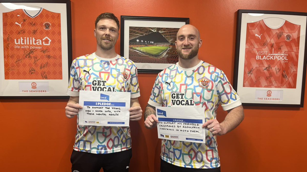 Brett & Dan support our free #GetVocal turn up and talk session every Monday at @BlackpoolFC🏟️ ℹ️For more information please comment below. On Friday they attended @uyacic #InternationalMensDay event at the stadium and made their pledges, have you? #IMD2023| @BpoolCouncil
