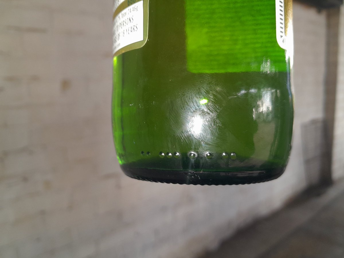 jandras08's tweet photo. Good day to you all who drinks alcohol , can someone tell me the meaning of those dots found on the bottom of beer bottles.

 @ZambeziLager @DeltaCorpZim 

#myownzambezi https://t.co/gLCSqTc4va