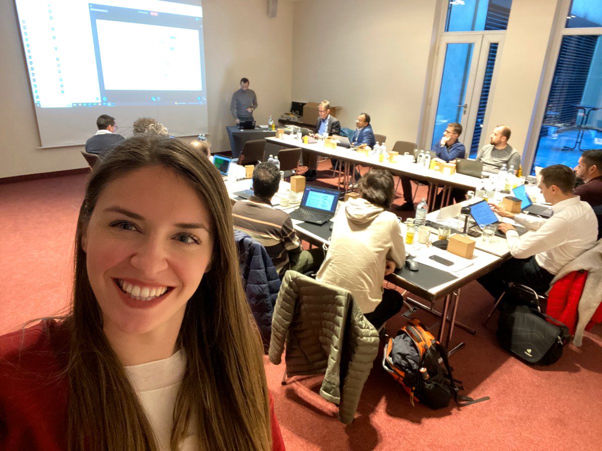 📢 @DECICE_EU hosted an intensive hands-on event for our partners. The agenda covered technical training sessions on topics like containers, Kubernetes, and KubeEdge for building and deploying workloads across heterogeneous environments. More infos here 👉 decice.eu/project-news/c…