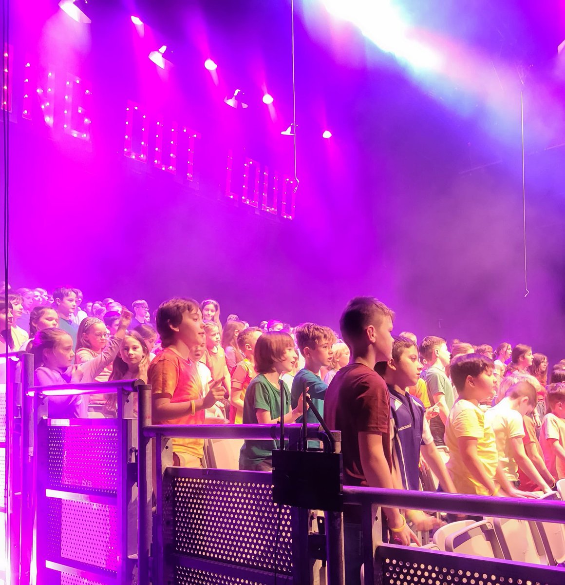 Castletown_NS's tweet photo. Such a fantastic opportunity! Our pupils performed brilliantly as they took to the stage of the National Opera House, Wexford. They were treated to some fantastic acts and will have very special memories to treasure from this exciting experience. Thank you @SingOutLoudWex ! https://t.co/4FKcVr80u5