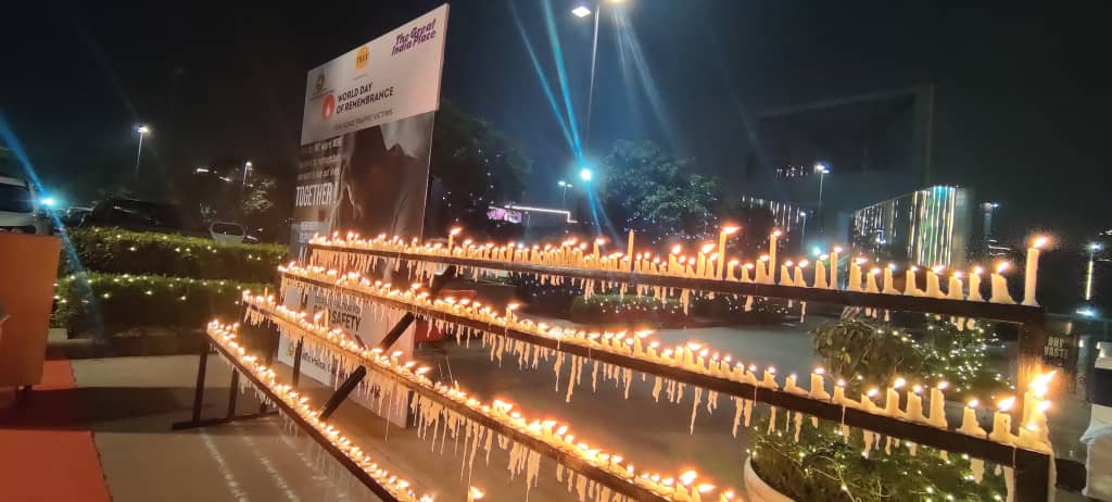 BrianOdamah's tweet image. Millions of candles were lit yesterday on @UNWDRemembrance, in memories of loved ones we lost in traffic road crashes.

Sadly, the pain doesn't end with the dead and the injured; children are orphaned, mental illness, trauma, divided families and poverty looms

#StopTheCrash