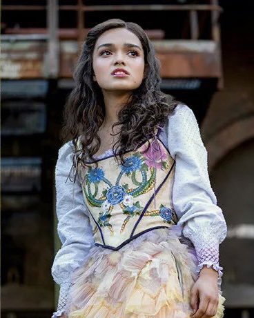 thngergames's tweet photo. todas as vezes que a lucy gray falava em katniss em the ballad of songbirds and snakes eu ficava até arrepiado, mesmo que ela estivesse falando da planta https://t.co/pvu78rMuF9