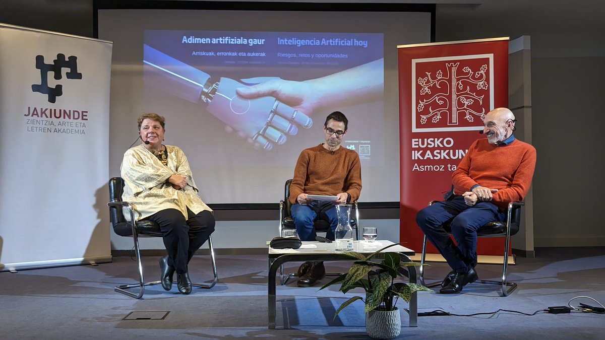 ei_sev's tweet photo. Hoy se debate sobre Inteligencia Artificial en #Gasteiz con Arantza Díaz de Ilarraza y @HBustince . moderado por @IgnacioArganda
@jakiunde
#AsmoztaJakitez #RIEV https://t.co/vFtcM3rMTA