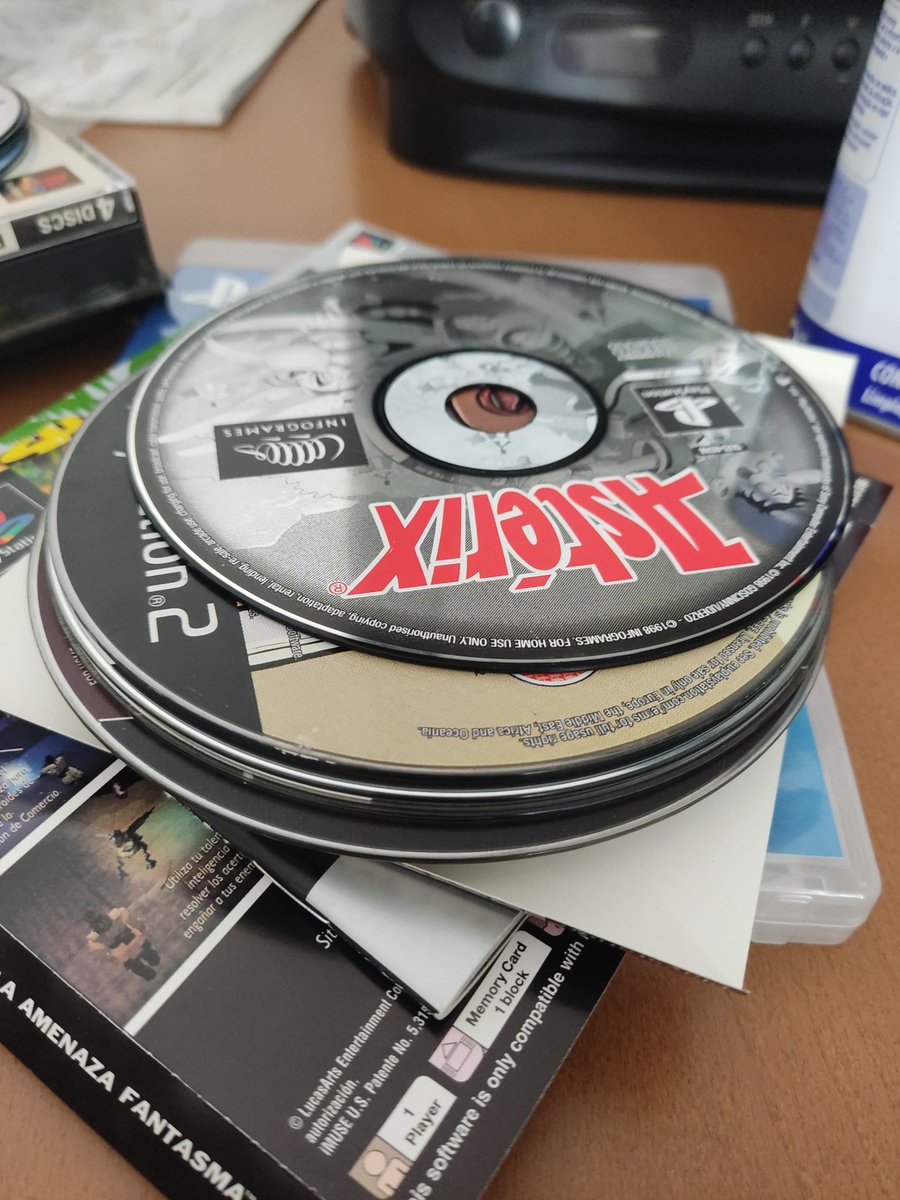 Olavera3's tweet photo. A tope con el método @Yuyu_BK Tengo una pila de cds que no chutan y no consigo hacerlos funcionar con arcilla y pulimento... Alguna alternativa? Vaya currazo! Gracias!! https://t.co/QQh2oN6R2W