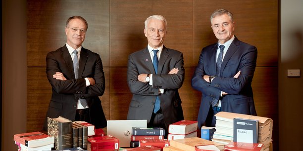 A LIRE | "Simplifier plus et plus vite", l'appel de la <a href="/CPMEnationale/">CPME</a>, du <a href="/medef/">Mouvement des Entreprises de France</a> et de l'<a href="/U2P_france/">U2P</a> dans <a href="/LaTribune/">La Tribune</a>. 
"L'inflation de normes législatives applicables aux entreprises est préjudiciable au développement de notre économie. Nous demandons au gouvernement d'aller