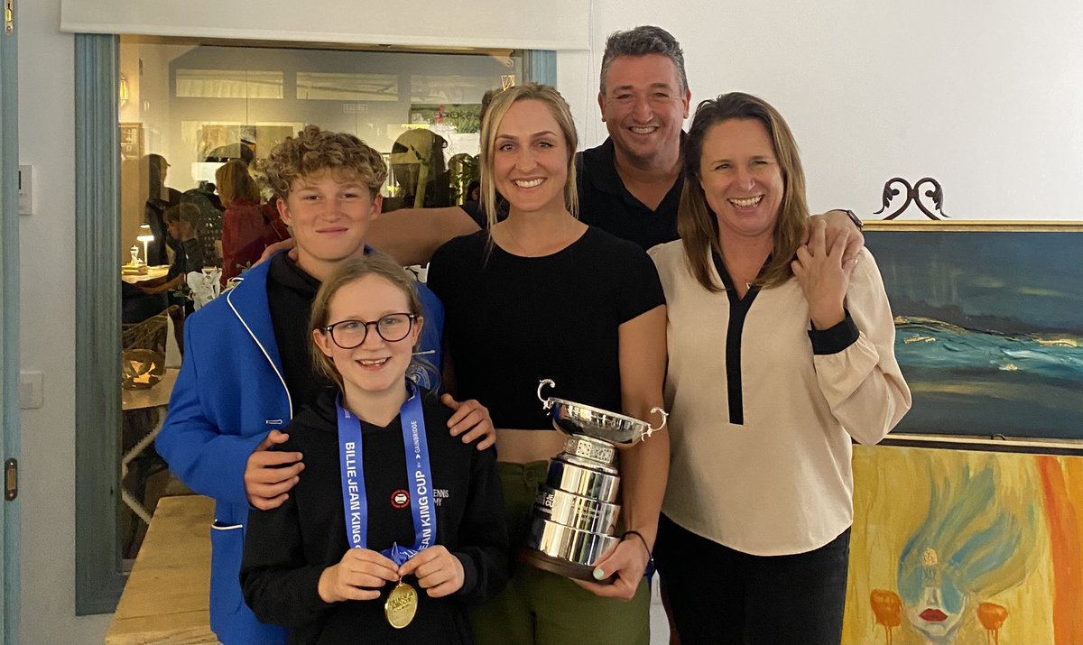 SotoTennis's tweet photo. We had an incredible time last week welcoming Gaby Dabrowski to base following her Billie Jean King Cup victory with Canada in Seville. Enjoy some clips from the Q&amp;A we hosted with Gaby last Thursday. What an inspiration she is to all our players. 🙌 https://t.co/pWQhTnxIJs