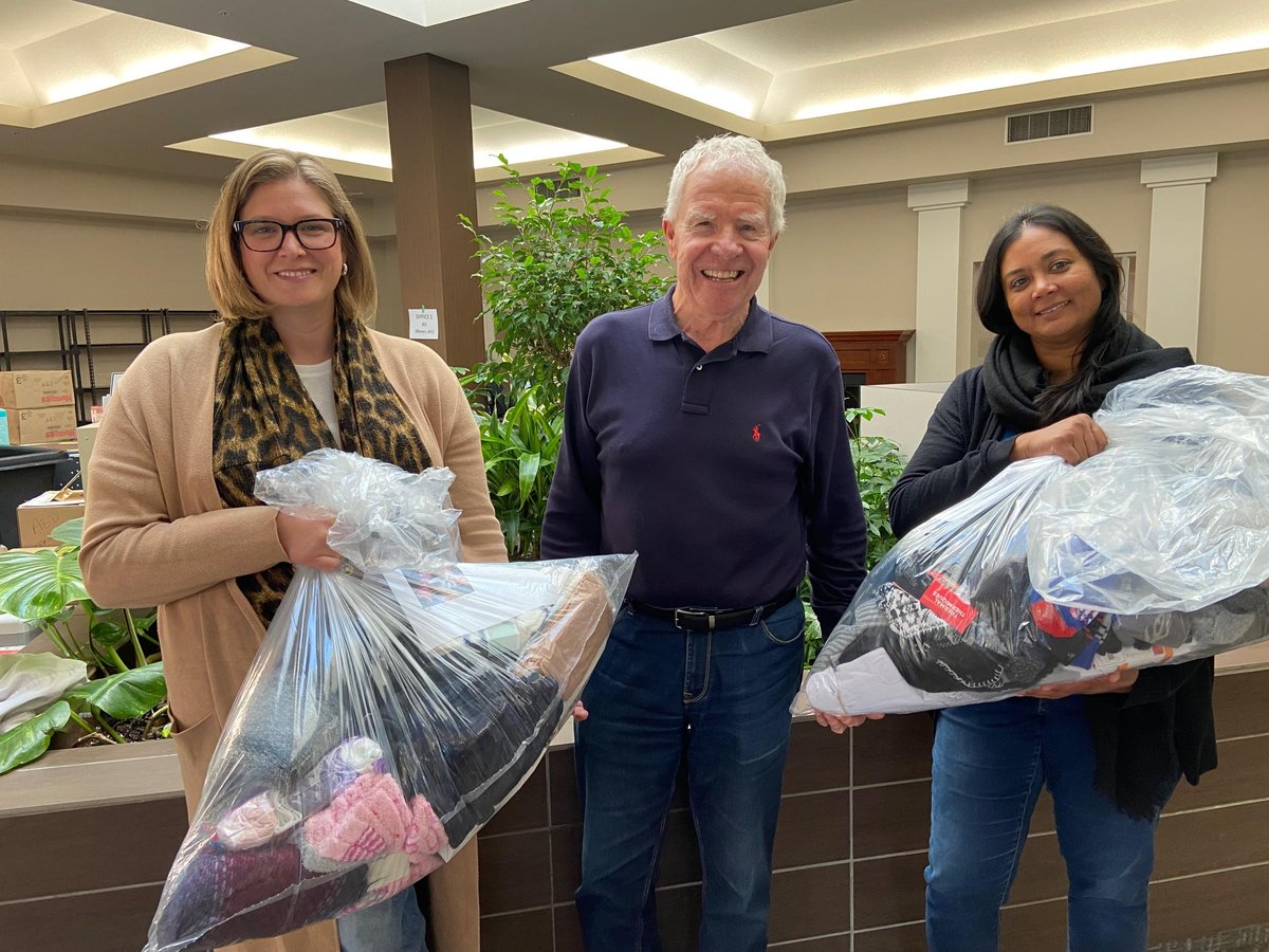 Socks and Skivvies was another big success. Donors purchased clothing for men, women and children valued at $6500  It was donated to a dozen organizations that distribute to the needy. Past club president Phil Wood hands off to Jennifer Baillie-Rouse and Sheba Khan from Wesley.