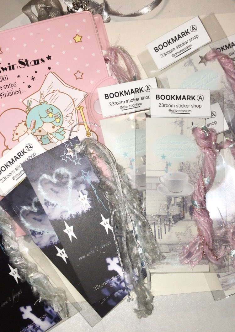 23room bookmark˚* ੈ✩