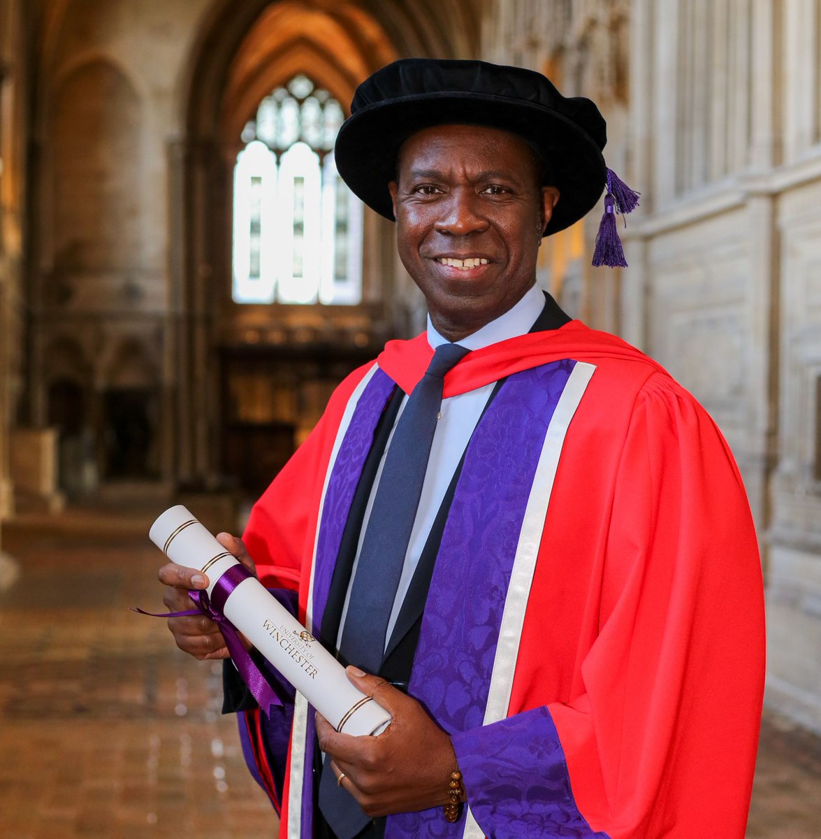 BBC newsman and Mastermind presenter Clive Myrie was among those receiving Honorary Doctorates at the 2023 graduation ceremonies @_UoW. For more details and pics got to shorturl.at/KMOW7