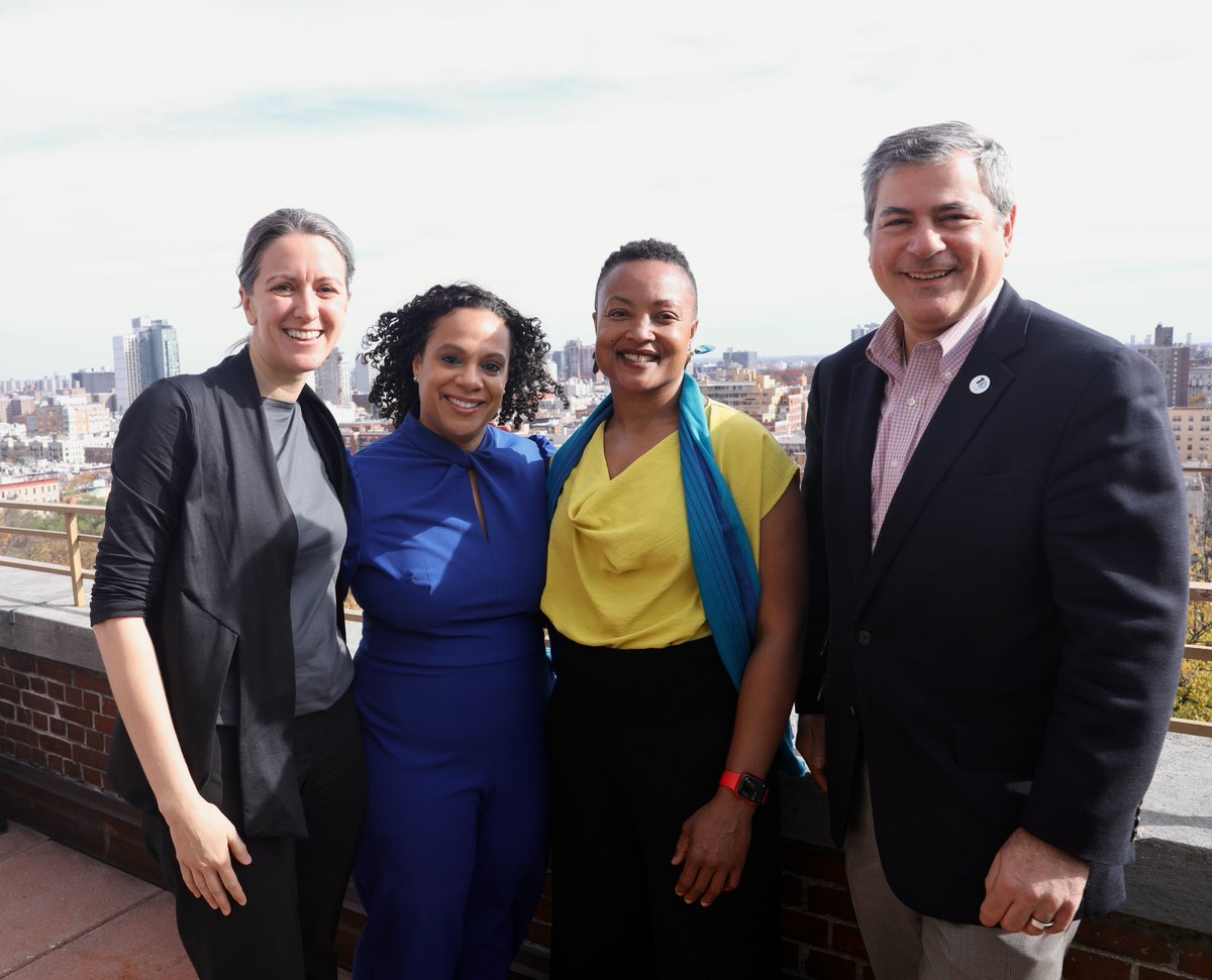 ColumbiaUEnergy's tweet photo. CGEP research director @mclott, #EnergyOpportunityLab managing director @DrDianaHernandz, US Department of @Energy Hon. Shalanda Baker, and CGEP founding director @JasonBordoff at last week's first Energy Opportunity Forum!
#ColumbiaEOF https://t.co/0hw34bgAKX