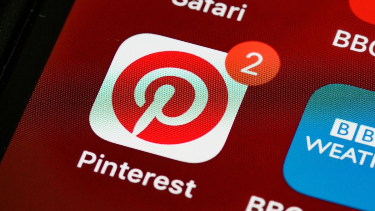 TamaMartn's tweet image. 💥 "Watch out, Pinterest! Pin Generator is changing the game. From URL to viral pin in no time - it's a game-changer for digital marketers! #ViralMarketing #PinGenerator" &gt;&gt; swiy.co/pngr &lt;&lt;