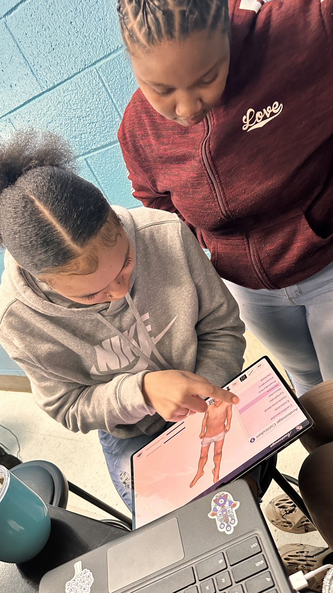 Unveiling the wonders of the human body! Our Biomedical students can't contain their excitement as they explore the Anatomage Table and Tablet. Every detail comes to life, making learning an immersive experience. #ViperPride