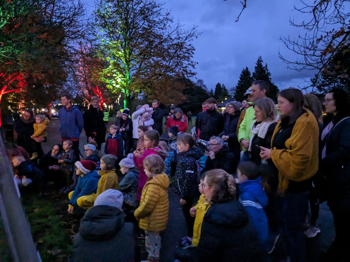 What a Weekend... ✨ Thank you to everyone who came down to Cutteslowe Park to take part in @OXChristmas Light Festival! We had a magical time sharing creativity with the community and welcoming in the festive season