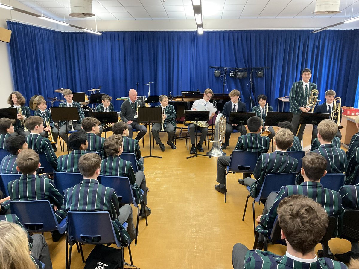 KSCMusic (@music_ksc) on Twitter photo Well done to all involved in Lunchtime Live today. Students were entertained by our brass and piano players. Many thanks to Mr Ortiz, Miss Banerjee and Mr Wyss. <a href="/kingschester/">The King's School</a> Well done to all involved in Lunchtime Live today. Students were entertained by our brass and piano players. Many thanks to Mr Ortiz, Miss Banerjee and Mr Wyss. <a href="/kingschester/">The King's School</a>