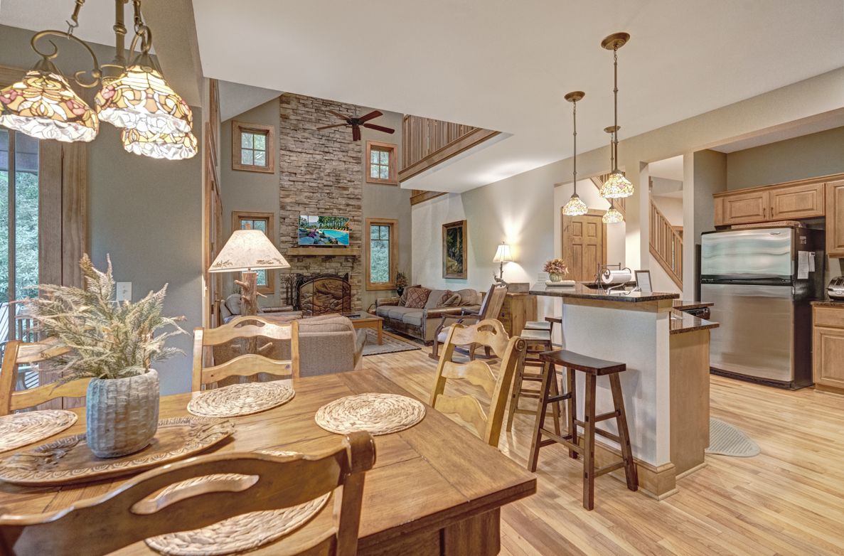 Foscoe_Rentals's tweet photo. Going to the mountains is going home. Book now and enjoy a visit to the High Country. Book direct at https://t.co/fSKuayF2Ie or contact us at 800.723.7341. 
#FoscoeRentals #HighCountry #VacationRental #Condo #Cabin #VacationRental #MountainGetaway #WeekendGetaway https://t.co/DTIwBI60cT