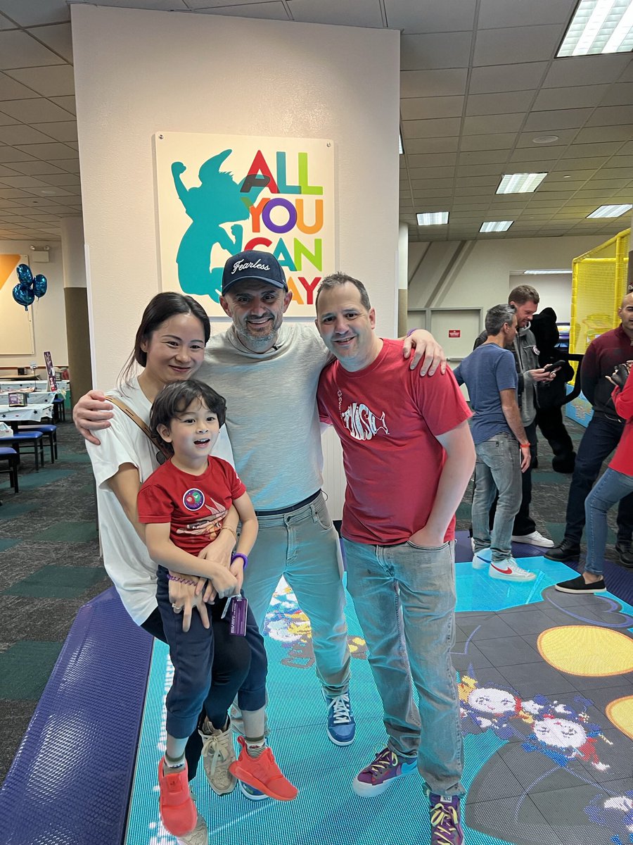 Marc Zakroff tweet media