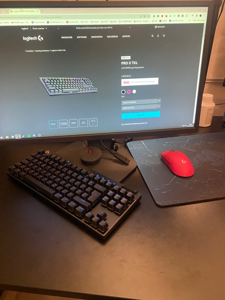coachdpcs's tweet photo. Ihh heldige mig der får det nyeste gear fra @LogitechG i form af deres PRO X TKL-keyboard og den nyeste Superlight 2 mus
Mange tak for gaven. Det er ærligt noget af det mest smooth og klasse gear jeg har prøvet #LogitechGDanmark #PROXTKL #PROXSUPERLIGHT #reklame https://t.co/oeBRYn1qns