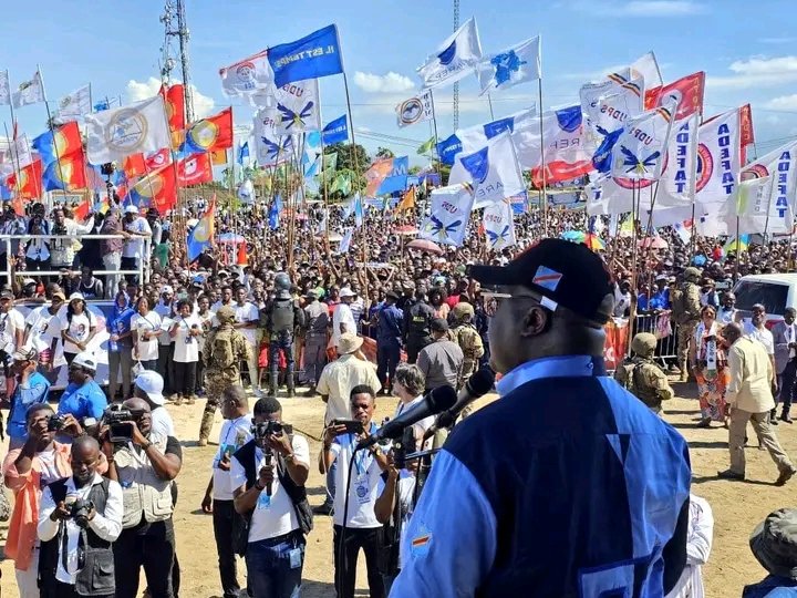 drackNgoy4's tweet image. #Moanda:  la population de cette partie du pays est prête à accompagner l'homme providentiel @fatshi13 pour son second mandat. @Fatshi20 @HonoreMvula1