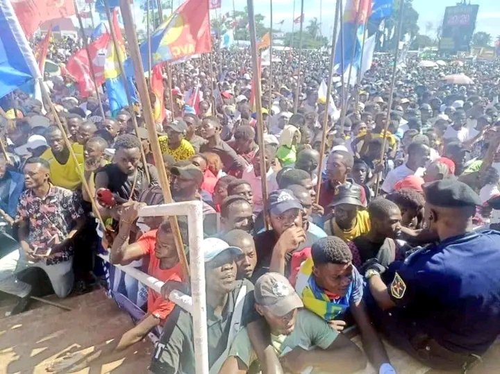 drackNgoy4's tweet image. #Moanda:  la population de cette partie du pays est prête à accompagner l'homme providentiel @fatshi13 pour son second mandat. @Fatshi20 @HonoreMvula1