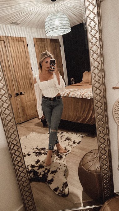 so many mirrors, so little time https://t.co/yC40eS6zvP