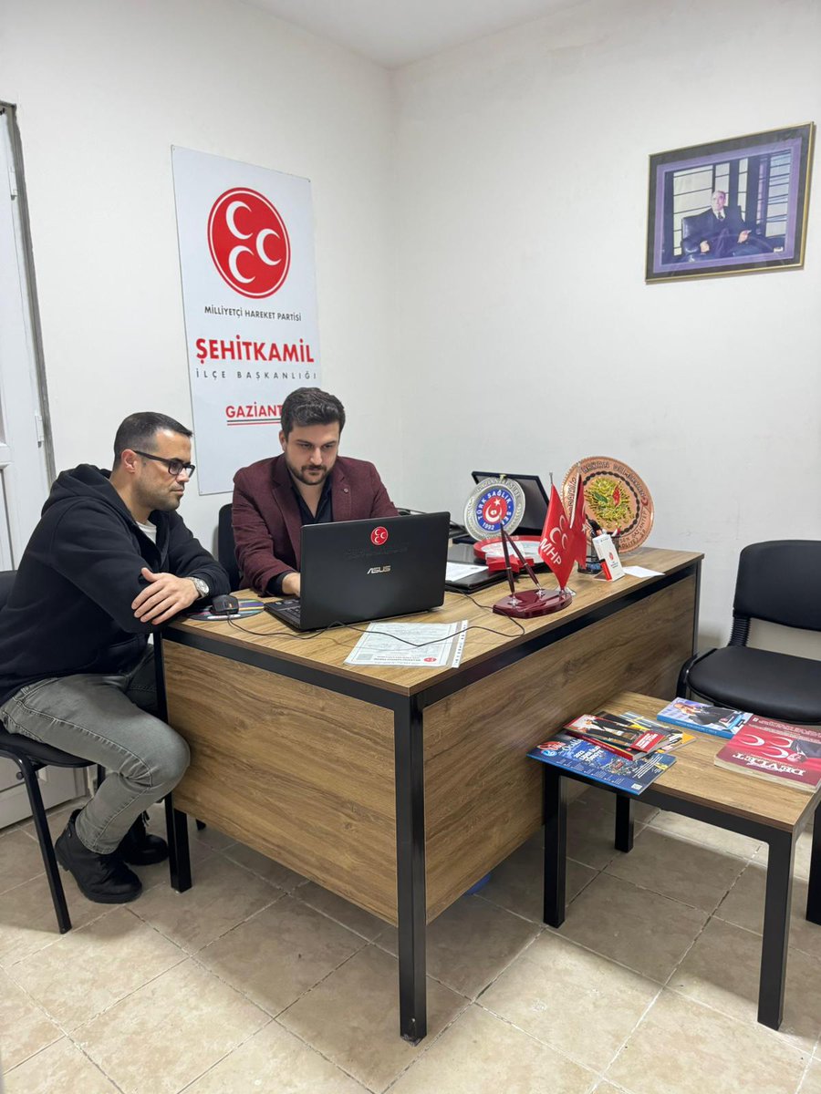 Partimize Yeni Üyelerimizin Katılımları Son Hızıyla Devam Ediyor. Yeni Üyelerimizin Kayıt İşlemlerini Tamamlayan İlçe Yöneticilerimize Teşekkür Ederiz