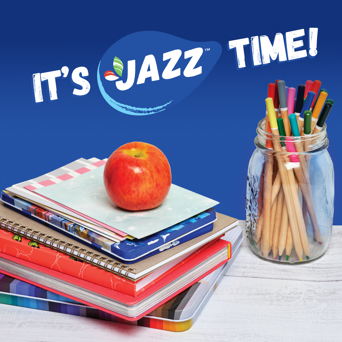 When homework needs to be finished, there's only one choice for a snack. It's JAZZ time!
.
.
.
.
#apples #alwaysrefreshing #fruit #snacktime #itsjazztime #snack #healthysnack