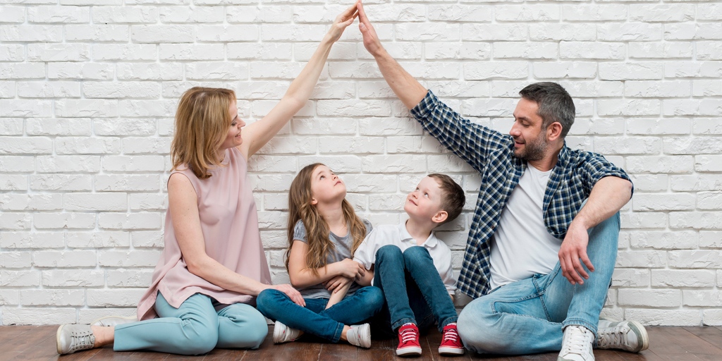 Family Dynamics and Resilience - Understanding the Crucial Role of Family Structure and Stability: linkedin.com/newsletters/re…

#FamilyDynamics #Resilience #ParentingTips #FamilyStructure #FamilyStability #PsychologyBlog #MindfulParenting #StrongFamilies